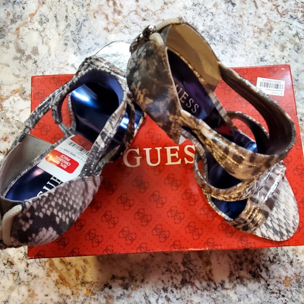 Guess Snake pattern Heels - Picture 3 of 4